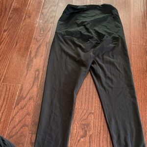 Brand new maternity Leggings